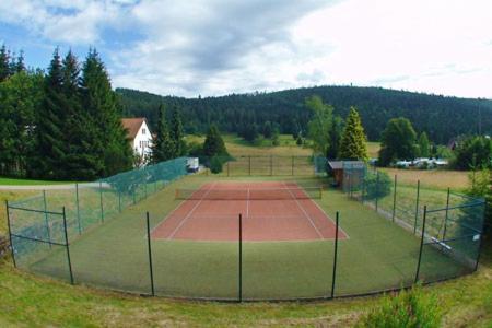 Schoenes Doppelzimmer Mit Separater Kueche Im Noerdlichen Nationalpark Schwarzwald Forbach Bagian luar foto